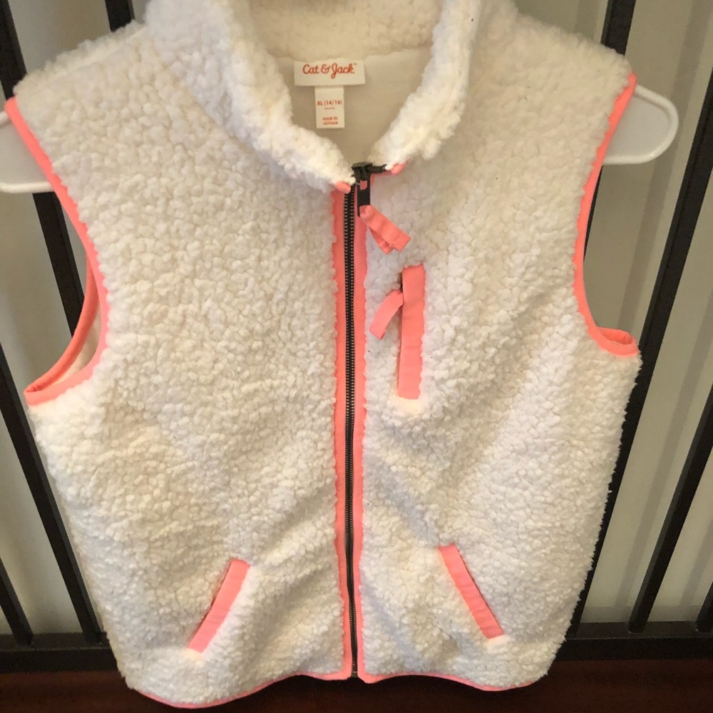 **Cute Cat & jack vest